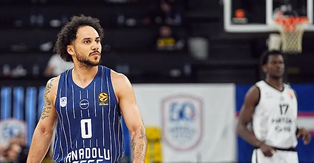 Anadolu Efes Partizan'ı evinde 79-72 yendi