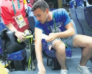 Gazetecilere silahlı saldırı