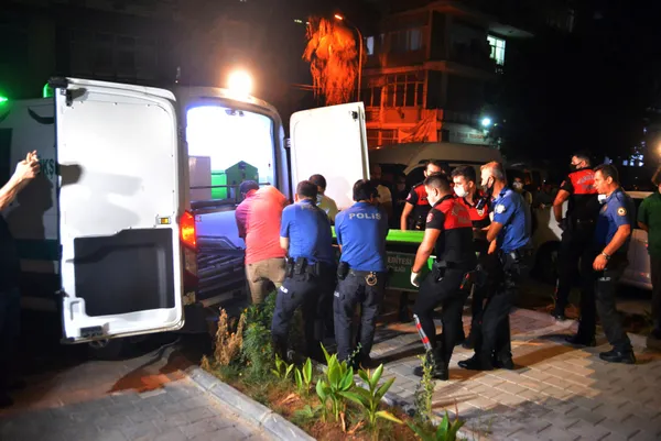 annesi-ve-kardesini-olduren-hatay-vali-yardimcisi-annem-beni-hic-sevmedi-evde-yaptigi-yemegin-bile-parasini-istiyordu-1628674398639.jpg Annesi ve kardeşini öldüren Hatay Vali Yardımcısı: Annem beni hiç sevmedi evde yaptığı yemeğin bile parasını istiyordu-5