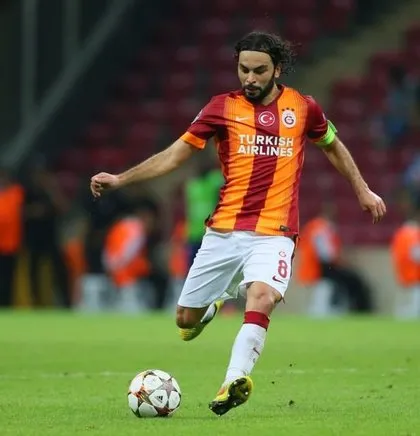 Galatasaraylı futbolcular ne kadar maaş alıyor?