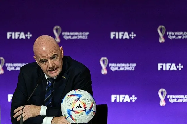 FIFA Başkanı Infantino Batı'yı ikiyüzlülükle suçladı: "Ahlak dersi vermeden önce özür dilemeliyiz"