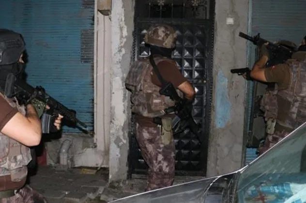 Adana'da şafak vakti DEAŞ'a operasyon