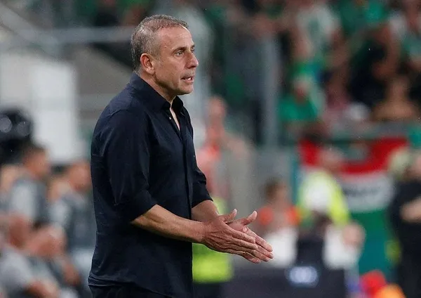 trabzonspor-teknik-direktoru-abdullah-avcidan-flas-aciklamalar-1663162538568.jpeg Trabzonspor teknik direktörü Abdullah Avcı'dan flaş açıklamalar-7