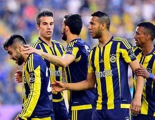 Fenerbahçe'de 11 isimle yollar ayrılacak