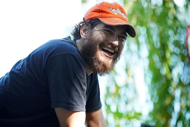 sevgilisi-duygu-sarisin-ile-tatil-sezonunu-acan-yakisikli-oyuncu-cagatay-ulusoyun-tatil-oncesi-aldiklari-soke-1653334841702.jpeg Sevgilisi Duygu Sarışın ile tatil sezonunu açan yakışıklı oyuncu Çağatay Ulusoy'un tatil öncesi aldıkları şoke etti-2