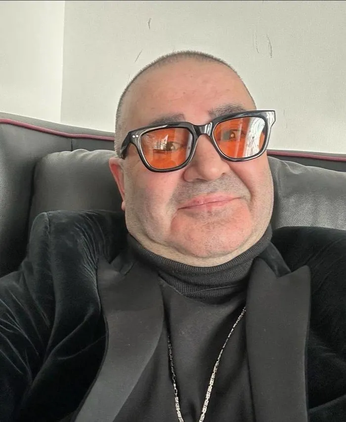 1705428163199.jpg 8 günde 8 kilo verme garantili Şafak Sezer diyeti! 53 yaşındaki oyuncu günbegün kilolarını eritti! "Kan gruplarına göre..."-6