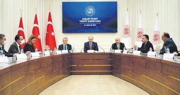 Yeni asgari ücret maaşında ilk rakamlar geldi! İşverenler 3750 TL, işçiler ise 4000 TL istiyor