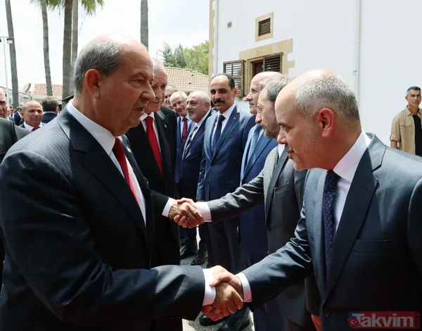 Seçim sonrası ilk yurt dışı ziyareti: Başkan Erdoğan, Kuzey Kıbrıs'ta! Dikkat çeken pankart: Sevdamız Mavi Vatan - 30