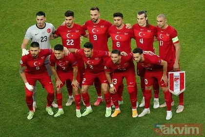 Türkiye - Galler maçı sonrası Şenol Güneş’e şok eleştiri: Güneş güpegündüz batıyor