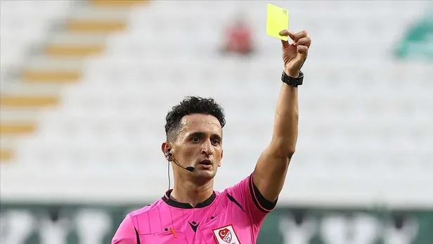 besiktas-trabzonspor-macinin-hakemi-erkan-ozdamar-kimdir-kac-yasinda-nereli-erkan-ozdamar-hangi-takimi-tutuyor-1636023102232.jpg Beşiktaş - Trabzonspor maçının hakemi Erkan Özdamar kimdir, kaç yaşında, nereli? Erkan Özdamar hangi takımı tutuyor?-4