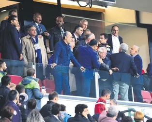 Yıldırım çıldırdı