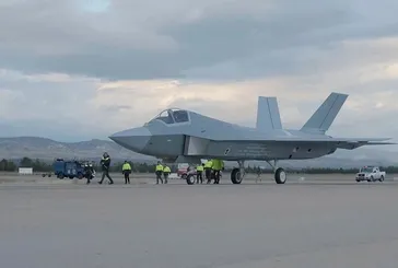 Milli Muharip Uçak piste çıktı