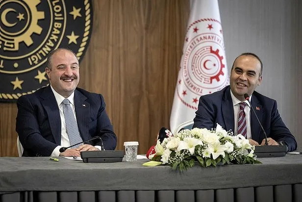 Bakanlıklarda devir-teslim töreni | Hazine ve Maliye Bakanı Mehmet Şimşek görevi devraldı: "Temel politikamız enflasyonla mücadele"-22