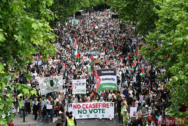 İngiltere'de on binlerce kişi Filistin için tek ses oldu: Gazze'de soykırıma son verin - 2