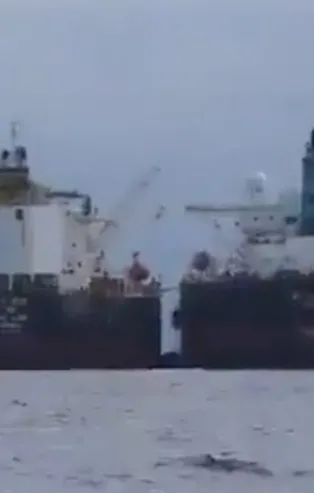 Avrupa Rusya'ya yaptırım peşindeyken Yunanistan Rus petrolünü böyle kaçırıyor! Sinyallerden adım adım iz sürüldü