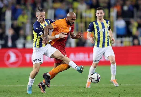 transferde-sicak-saatler-galatasarayin-yildizi-marcao-icin-geldiler-1657097272013.jpg Transferde sıcak saatler! Galatasaray'ın yıldızı Marcao için geldiler-3