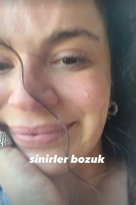 7-kez-ameliyat-olan-asli-bekiroglundan-kotu-haber-kaslari-yirtildi-1780735876634.jpg Miyom ameliyatında bağırsağı kesilmişti... Aslı Bekiroğlu taburcu olur olmaz hastanelik oldu! "Herkesin bir sınırı var"-6