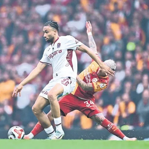 Fırtına sakata geldi