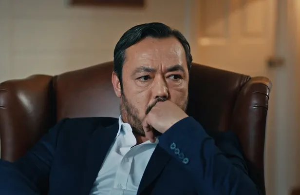 haleti-ruhiyesi-degisiyor-edho-182-bolum-fragmani-percinleyen-kursunu-sikinca-hasimlik-peyda-olacak-1612894178509.jpg Haleti ruhiyesi değişiyor! EDHO 182. bölüm fragmanı: Perçinleyen kurşunu sıkınca hasımlık peyda olacak-3