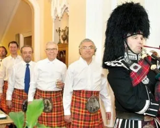 Siz kimi temsil ediyorsunuz?