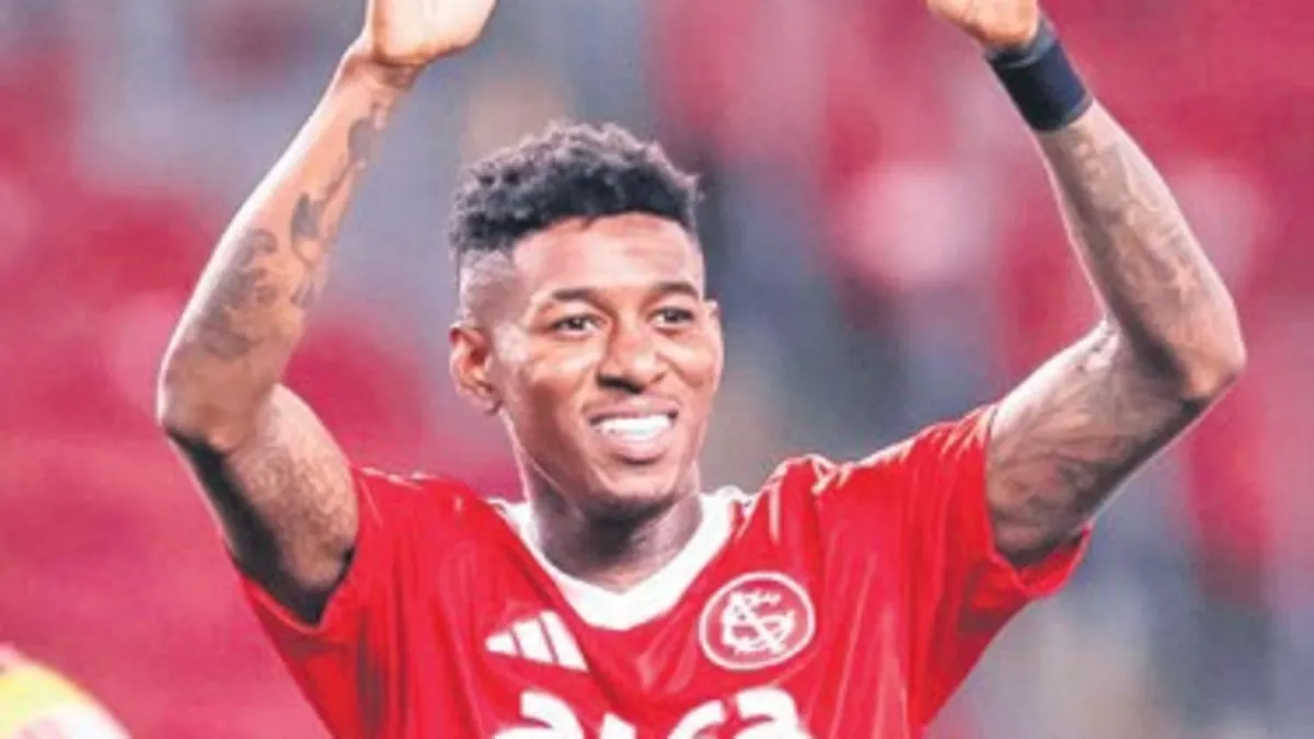 Beşiktaş devre arasında savunmayı güçlendirmek için Vitao transferini gündemine aldı