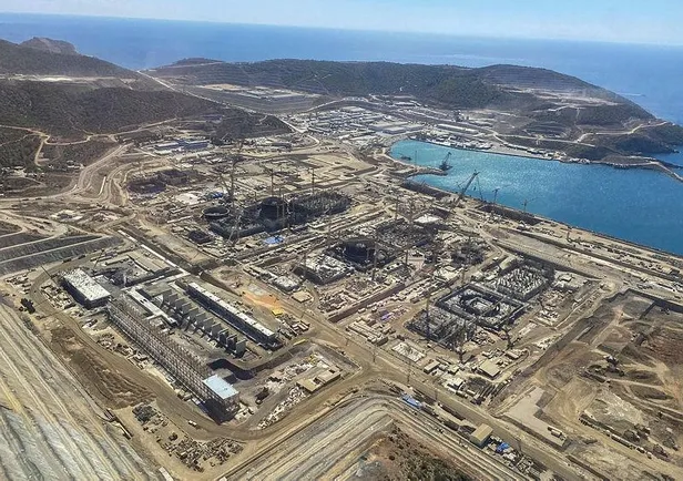 Mersin'de Akkuyu Nükleer Güç Santrali işçilerinin servisi devrildi: 11 yaralı! Peş peşe servis kazaları dikkat çekiyor-11