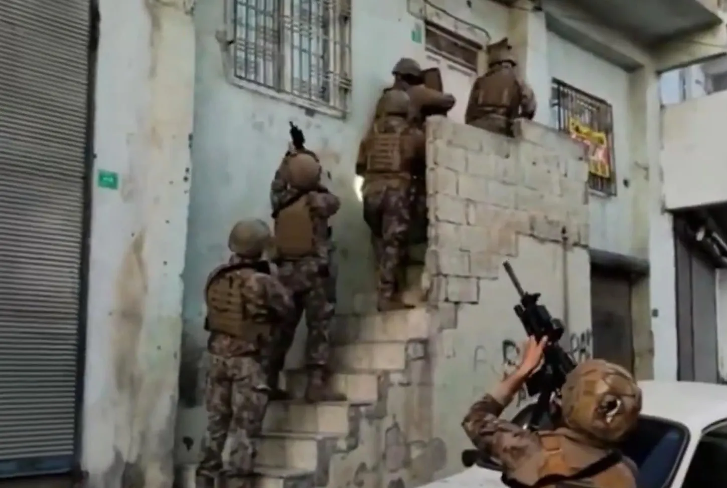 Terör örgütü DEAŞ’a 49 ilde operasyon