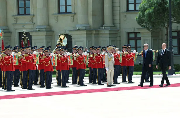 Başkan Erdoğan Azerbaycan'da! İlham Aliyev ile ortak basın açıklaması! Flaş Zengezur açıklaması-9