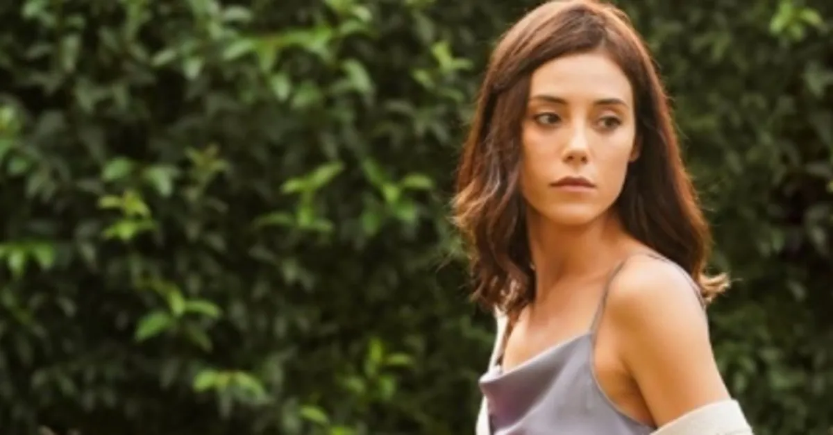 Cansu Dere Nin Degisimi Sosyal Medya Gundeminde 40 Yasindaki Cansu Dere 20 Yil Once Meger Galeri Takvim Cansu Dere Nin Degisimi Sosyal Medya Gundeminde 40 Yasindaki Cansu Dere 20 Yil Once Meger Galeri Takvim