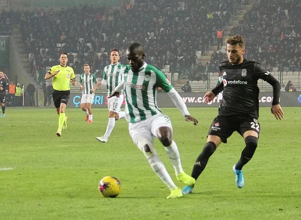 kartali-burak-ucurdu-konyaspor-0-1-besiktas-mac-sonucu-1574541307126.jpeg