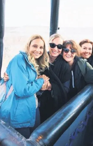 Maria ile Mustafa'nın oyuncularından 6 bin feet’te poz