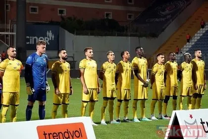 SON DAKİKA I Fenerbahçe’nin 26 yıllık serisi bitti! Sıralamada dengeler değişti:  İşte Süper Lig’de puan durumu ve yeni lider...