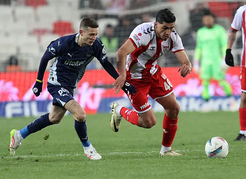 Spor yazarları Sivasspor - Fenerbahçe maçını değerlendirdi - 1