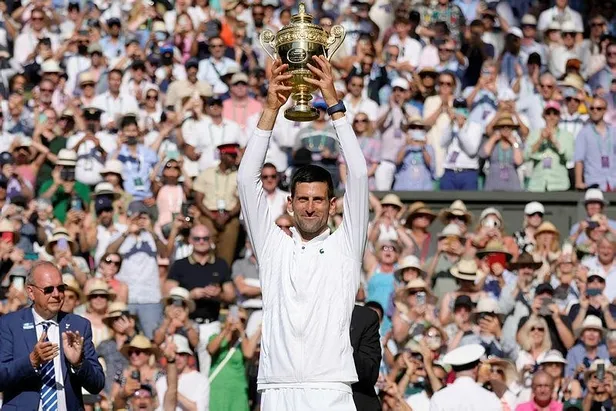 Son dakika: Sırp Novak Djokovic Wimbledon'ın tek erkekler finalinde şampiyon oldu-4