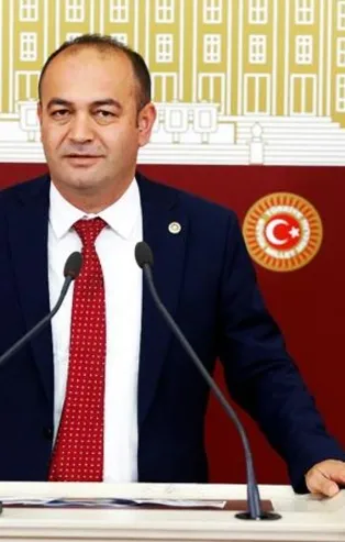 CHP'li  Karabat'ın AA çarpıtmasına İletişim Başkanlığı yanıt verdi: Bir yasama üyesi olarak haberdar olmaması ibretlik