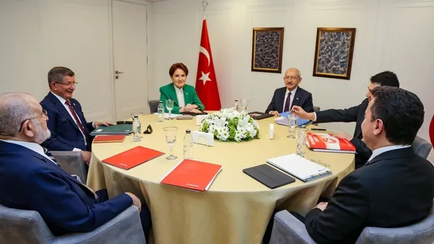 degisim-megisim-yok-ozgur-ozel-kemal-kilicdaroglunun-izinde-6liyla-at-pazarligina-devam-1699339129957.jpeg Değişim meğişim yok! Özgür Özel ve Ekrem İmamoğlu Kemal Kılıçdaroğlu'nun izinde! 6'lıyla at pazarlığına devam...-3
