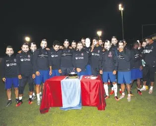 Trabzon’da Mustafa için maskeli sürpriz