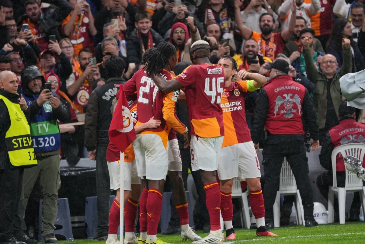 genclerbirligi-galatasaray-super-lig-maci-1792148948935.jpg Yaralı Aslan Gençler karşısında! Okan Buruk Barcelona maçı 11'ini değiştiriyor: Yıldız isimler kulübeye-5