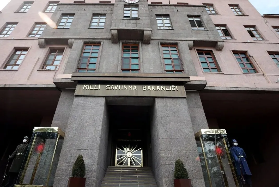 Yalanlara karşı uyanık olalım...