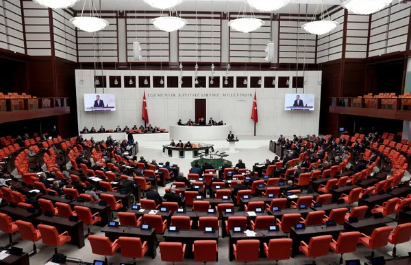 son-dakika-cumhurbaskani-yardimcisi-fuat-oktay-kur-dalgalanmalari-turkiyenin-kaderi-olamaz-olmayacaktir-1639503677333.jpg SON DAKİKA: Cumhurbaşkanı Yardımcısı Fuat Oktay: Kur dalgalanmaları Türkiye’nin kaderi olamaz, olmayacaktır.-5