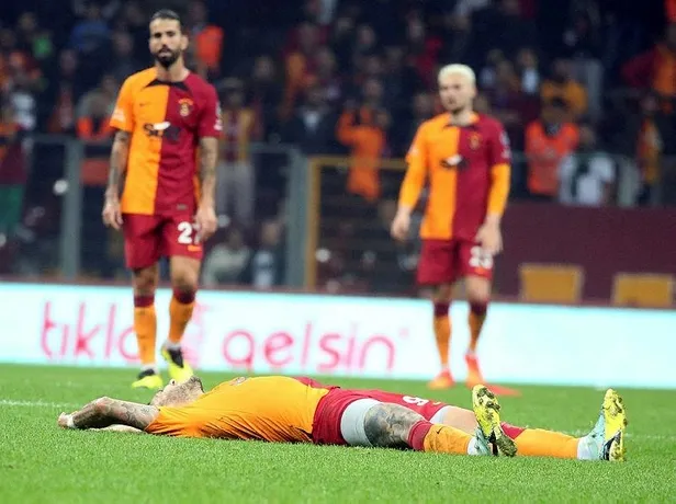 cop-kadro-17-puan-ruya-kadro-18-puan-sezona-dunya-yildizlari-ile-baslayan-galatasaray-beklentileri-karsilayama-1666746202390.jpeg Çöp kadro 17 puan rüya kadro 18 puan! Sezona dünya yıldızları ile başlayan Galatasaray beklentileri karşılayamadı-4