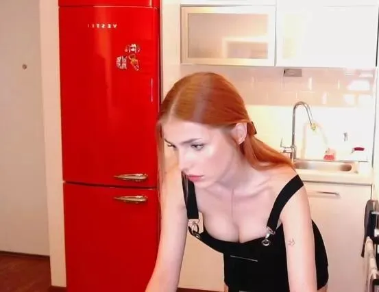 Göğüs büyütmek için sanal tezgah!