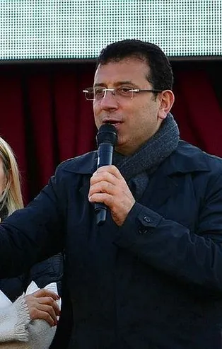 Beylikdüzü’nde yeşil alan beton çıktı! İşte İmamoğlu'nun iddiaları ve gerçekler...