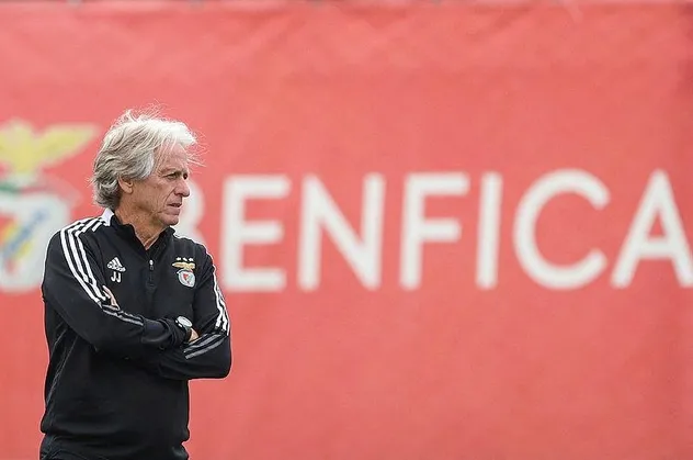 Fenerbahçe’nin anlaşma aşamasına geldiği teknik adam Jorge Jesus ile golcüler coşuyor