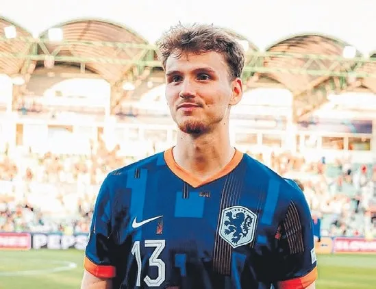 Van Den Berg sürprizi