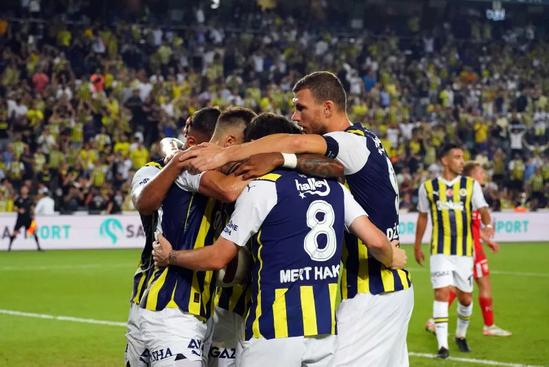 Fenerbahçe'de Altay Bayındır'ın ardından bir isme daha yol göründü! - 6