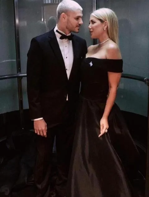 galatasarayin-yildiz-ismi-mauro-icardi-son-maclarda-sessiz-kaldi-08-isabetli-sut-ceken-arjantinli-15-kez-gol-p-1699825568899.jpeg Galatasaray'ın yıldız ismi Mauro Icardi son maçlarda sessiz kaldı! 0.8 isabetli şut çeken Arjantinli 1,5 kez gol pozisyonuna girebildi-5