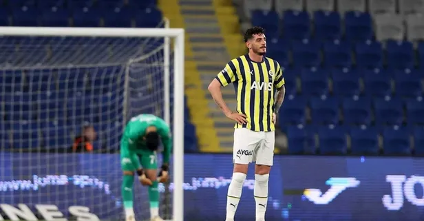 Samet Akaydın takımda kalıyor