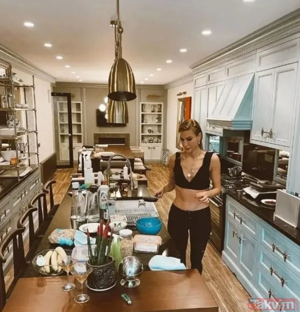 Çağla Şıkel form sırrını anlattı anlatmasına ama bir sorun var "Yediklerini söylesen daha kolaydı" 45'lik Çağla aç geziyor - 15