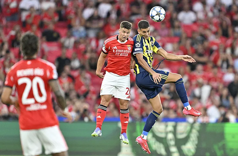 15 ay sonra Jose Mourinho'suz ilk maç! Fenerbahçe'nin muhtemel 11'i - 4